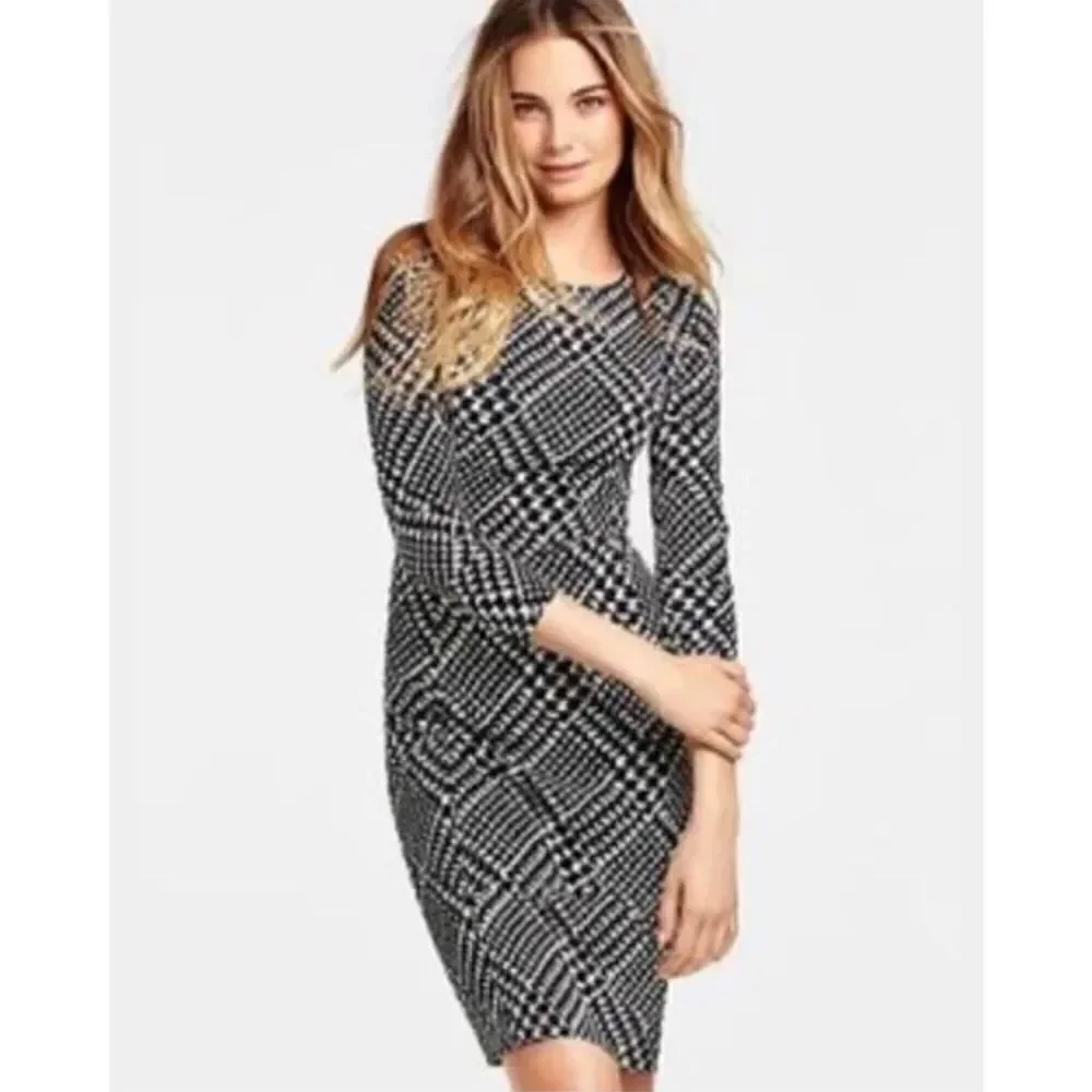 Victoria’s Secret Black White Houndstooth Plaid ScoopNeck Long Sleeve Dress Sz 4